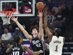 Harden mencetak 23 poin dalam debut Cavaliers, Mitchell memimpin dengan 35 poin dalam kemenangan 132-126 atas Kings