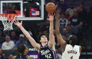 Harden mencetak 23 poin dalam debut Cavaliers, Mitchell memimpin dengan 35 poin dalam kemenangan 132-126 atas Kings