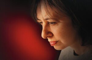 “The Laura Stern Affair” di France TV: “Laura merasakan secara langsung kekerasan yang dialami para perempuan yang dianiaya ini”