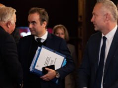 (Info Senat Publik) Sébastien Lecornu menerima ketua kelompok dasar umum Senat pada hari Senin