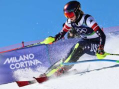 Bintang AS Mikaela Shiffrin memimpin lebih awal dalam slalom putri di Olimpiade di Milan di Cortina