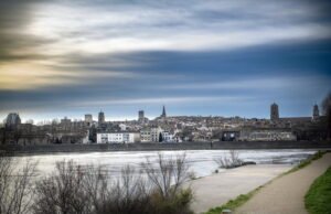 Pemilihan kota 2026: di Arles, sayap kiri menyerang menara gading Patrick de Carolis