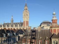 Debat besar antar kandidat di Senat Publik akan menyusul pada pukul 5 sore.