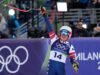 Breezy Johnson memberi rekan setimnya di AS, Mikaela Shiffrin, keunggulan tipis di nomor gabungan putri