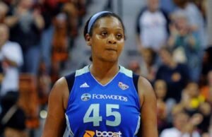 Juara dua kali Detroit Shock WNBA Kara Braxton meninggal pada usia 43 tahun setelah kecelakaan mobil