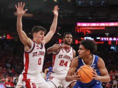 Nomor 17 St. John’s memimpin Darling dan Mitchell meraih kemenangan beruntun terpanjang mereka dalam 41 tahun