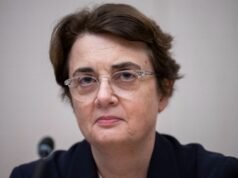 Pencurian di Louvre: presiden museum, Laurence des Cars, mengajukan pengunduran dirinya kepada Emmanuel Macron