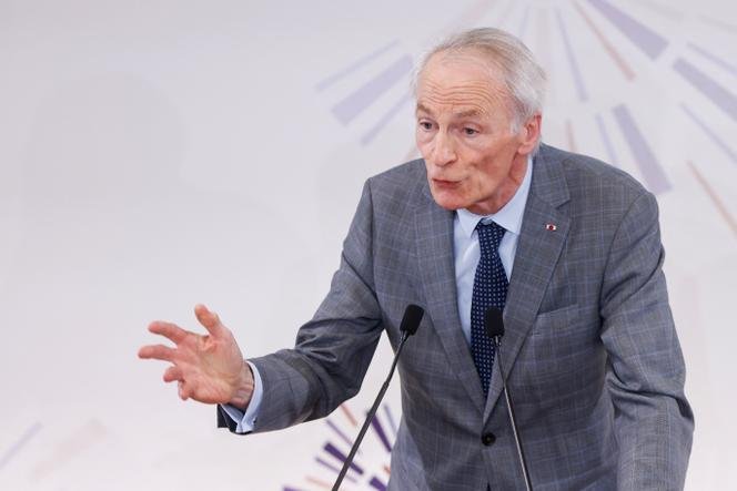 Jean-Dominique Senard, Ketua Dewan Direksi Renault Group, saat peluncuran laporan Institut Montaigne, saat peluncuran CTER (Work Employment Retirement Conference) di Paris, 5 Desember 2025.