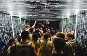 Galeri Foto Purdue vs. Michigan – Pembuat Boiler Purdue