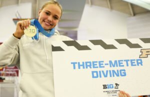 Worobel memenangkan gelar Sepuluh Besar di 3M; Wright mengambil perunggu