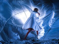 Élodie Tampon-Lajarriette di My Château-Corps oleh Thierry Vincent