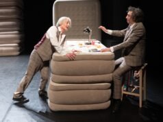 Gilles Ostrowsky, badut meskipun dirinya sendiri