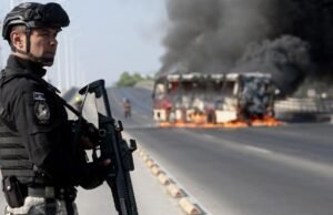 Pemimpin kartel dibunuh: kekerasan pecah di Meksiko