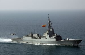 Fregat Spanyol Álvaro de Bazán menyebarkan kemampuan sistem tempur Aegis di kapal induk Charles de Gaulle