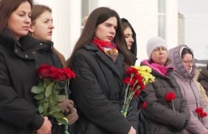 Perang empat tahun di Ukraina: "Kita tidak bisa menyerah." Meski mengalami kerugian, kelelahan dan kelelahan, warga Ukraina terus melakukan perlawanan.