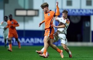 Talenta muda asal Belanda menolak Barcelona untuk berkembang lebih jauh di klubnya saat ini