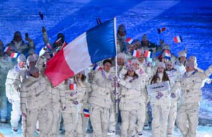 Olimpiade Musim Dingin 2026 Ide Asli Pembawa Bendera, Jatuhnya Lapierre… Kisah Parade Delegasi Perancis Saat Upacara Pembukaan