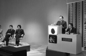 Cerita dari tahun 1976. 50 tahun yang lalu di Strasbourg, Léon Zitrone, Peyo dan Smurf