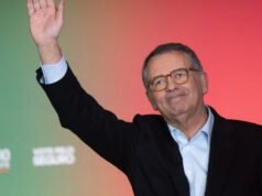 Portugal. Seorang sosialis moderat mengalahkan kelompok sayap kanan dan memenangkan pemilihan presiden