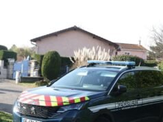 Rhone. Pria paruh baya yang membunuh pencurinya didakwa dan dibebaskan di bawah pengawasan