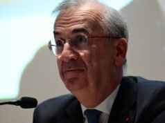Ekonomi. Gubernur Bank Sentral Prancis François Villeroy de Galhau akan berhenti menjabat pada bulan Juni