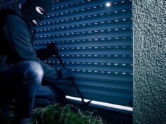 Penguraian kode. Apa yang harus atau tidak boleh Anda lakukan jika berhadapan langsung dengan pencuri