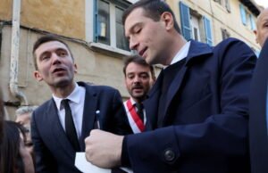 Kota. Rasis, anti-Semit, seksis… RN tidak pernah berhenti dengan ‘apel buruknya’