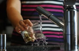 Anggota parlemen ingin melindungi air minum dari sumbernya