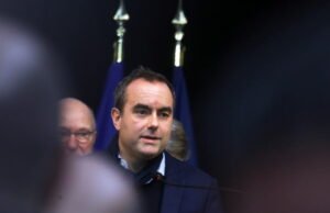 Kebijakan. Pemerintah mengumumkan strategi energinya pada tahun 2035, yang ditandai dengan peluncuran kembali energi nuklir