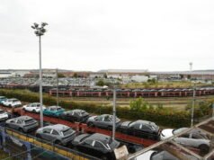 Industri. Penurunan penjualan dan lapangan kerja, listrik… Industri mobil Perancis sedang mencari solusinya