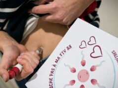 “keputusan yang tidak dapat dipahami” bagi kolektif baru yang meluncurkan petisi