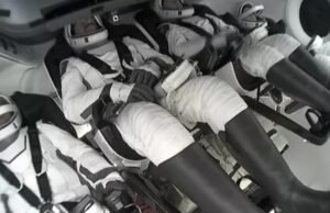 Sophie Adenot dari Prancis dan kru lainnya terputus dari dunia