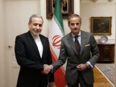 Diplomasi. Menjelang pembicaraan baru dengan Amerika Serikat, Iran sedang melakukan latihan militer