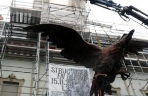 elang tembaga kembali setelah restorasi