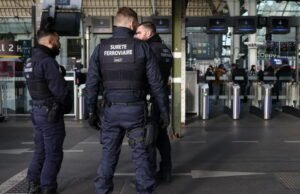 apa peran polisi kereta api?