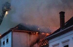 Selestat. Api melahap bangunan ikonik