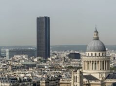Paris. Menara Montparnasse dan Sciences Po dievakuasi pada Jumat malam setelah ada ancaman bom