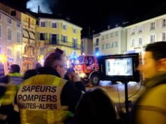 Haute Alpes. Kebakaran di pusat kota Embrun: api terkendali, dua orang luka ringan dan beberapa bangunan terkena dampak