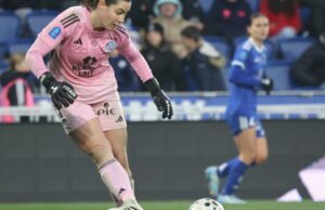 Sepak bola. Divisi 1 Wanita: solid, Racing Club de Strasbourg berakselerasi setelah jeda di Saint-Etienne