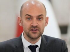 Perselingkuhan Epstein. Jean-Noël Barrot meyakinkan bahwa penyelidikan di Quai d’Orsay akan berlangsung “sampai akhir”.