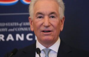 Diplomasi. Prancis akan mengambil tindakan keras terhadap Duta Besar AS Charles Kushner: siapa dia dan apa risikonya?