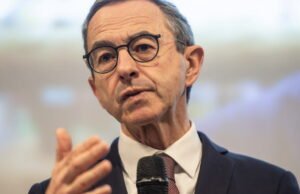 Bruno Retailleau membela jadwal pencalonannya untuk Élysée