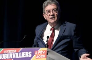 Kebijakan. Reporters Without Borders percaya bahwa Mélenchon “merusak hak warga negara atas informasi”
