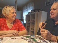 pasangan Moselle ini bertunangan dalam daftar yang berlawanan