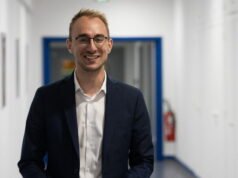 wakil Theo Bernhardt hadir dalam daftar calon RN