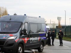 Keadilan. Jika mereka membebaskan tahanan dengan drone, mereka akan menghadapi hukuman enam tahun penjara