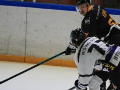 Hoki es. Bintang Hitam Strasbourg mengamankan tempat ke-3 melawan Capricorn, menuju perempat final!