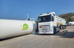 B100: solusi yang segera tersedia untuk mengantisipasi tantangan karbon pada transportasi jalan raya