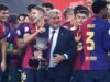 Laporta mengucapkan selamat tinggal di ruang ganti Barcelona dan menerima dukungan publik dari Flick menjelang pemilu
