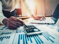 Perusahaan transportasi terus meminjam